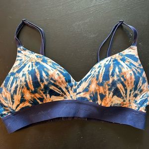 PINK Victoria’s Secret T-Shirt Bra